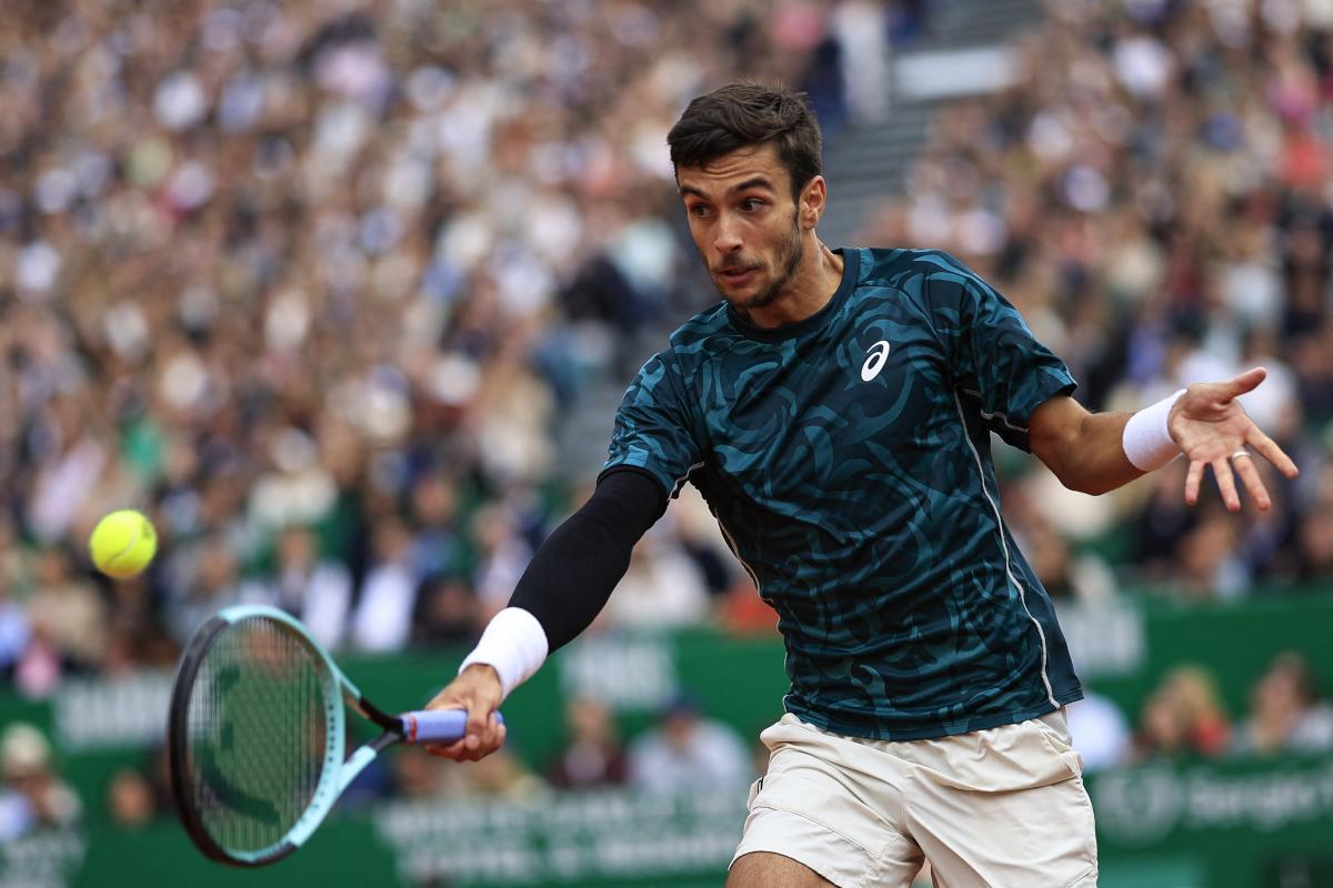 Musetti dismisses Medjedovic and advances to the round of 16 in Vienna