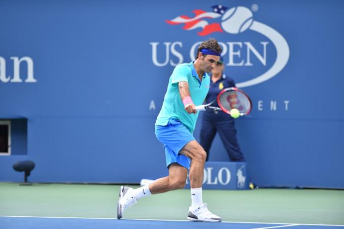 Federer a infligé à Isner son tout premier 7-0 en tie-break lundi soir au 1er set 