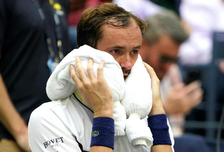 Vidéo - l’état physique inquiétant de Medvedev après sa victoire à Shanghai