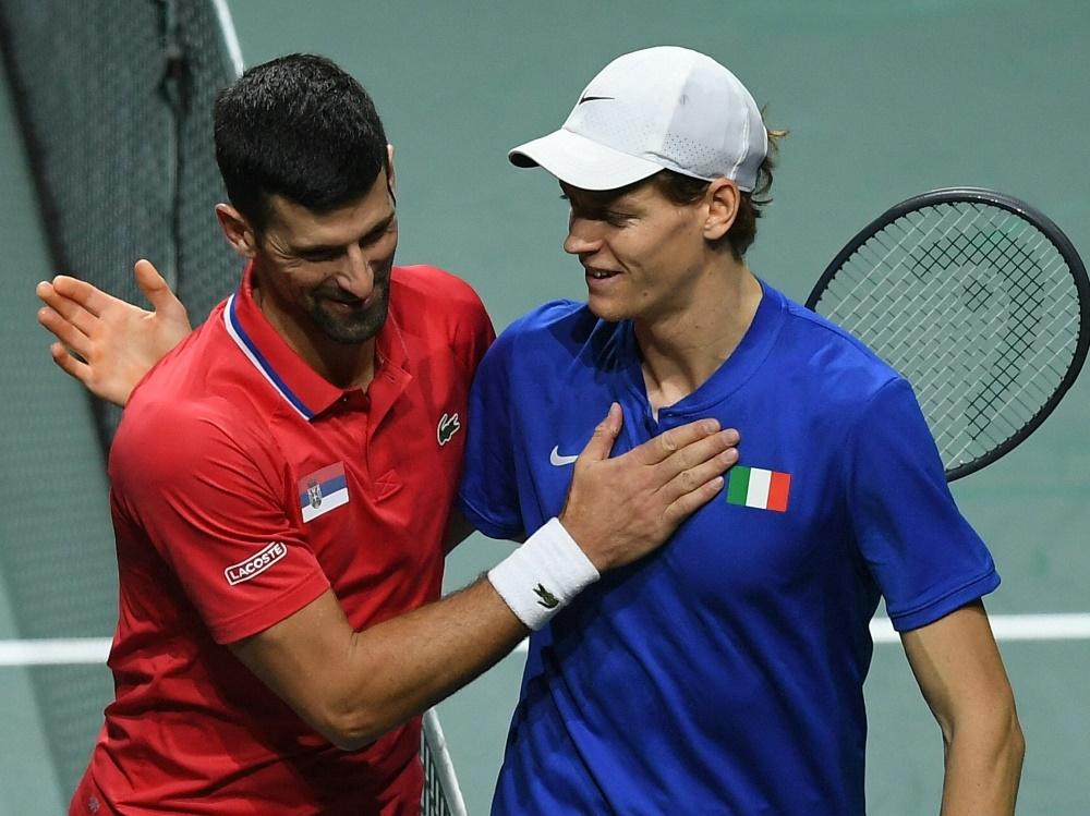 Vidéo - La belle amortie croisée de Sinner contre Djokovic lors du Six Kings Slam en 2024