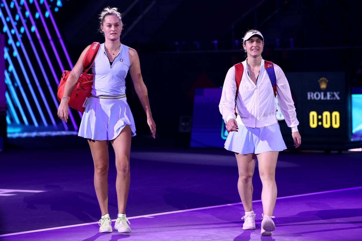 WTA Finals 2025: Οι κάτοχες του τίτλου Dabrowski/Routliffe αποκλείστηκαν, οι αναμετρήσεις των ημιτελικών είναι γνωστές