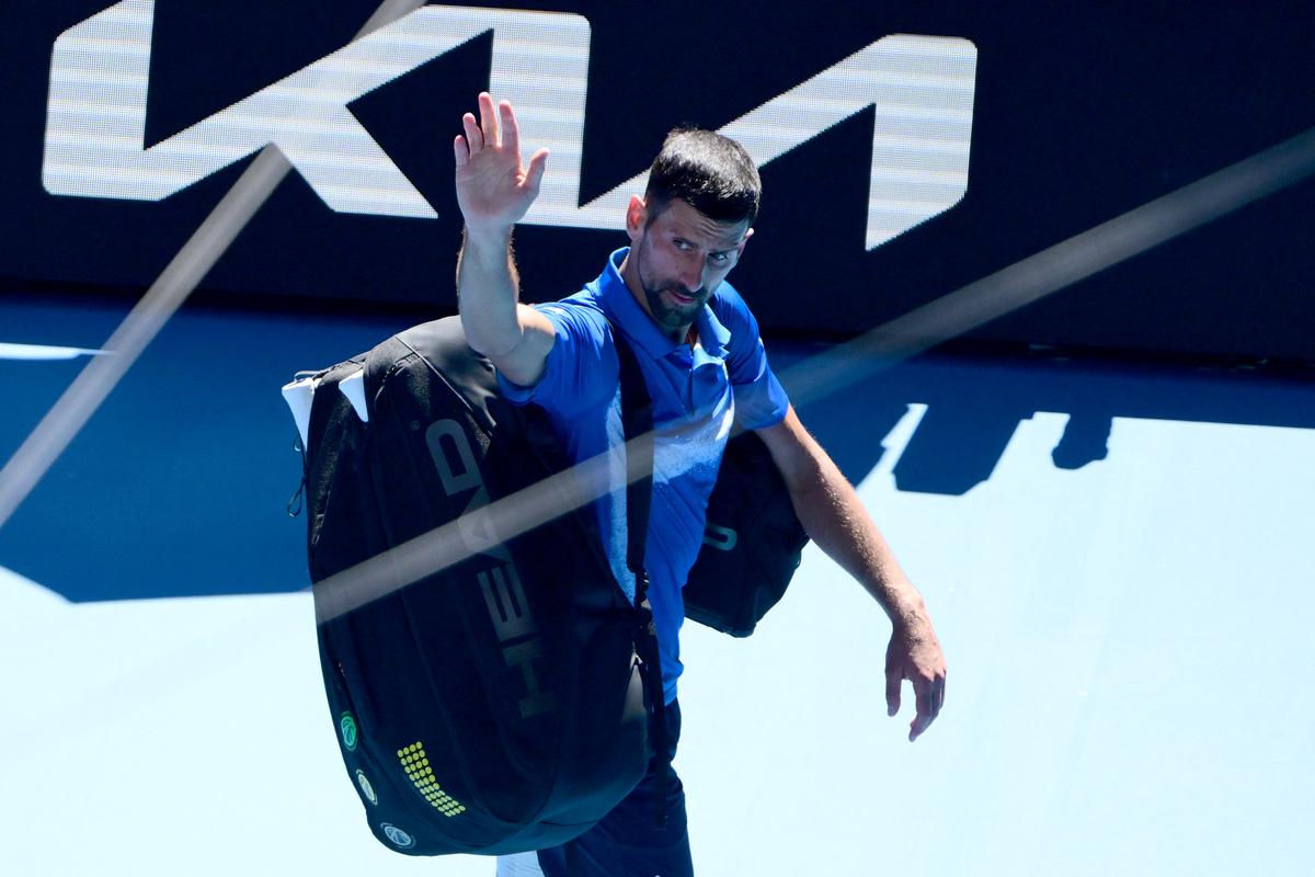 Avant l’US Open, Djokovic profite de son temps libre dans un stade de baseball