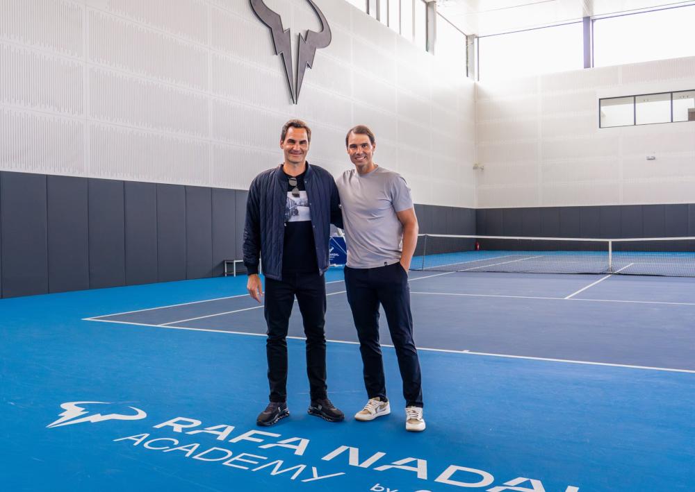 Et, pendant ce temps-là, Roger rend visite à Rafa !