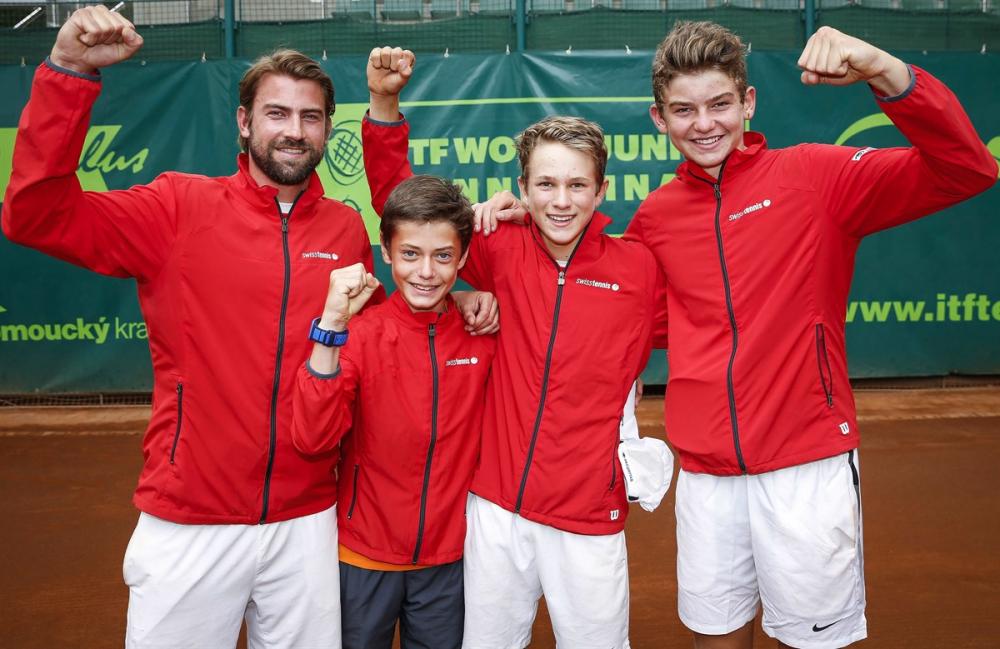 La Suisse (Kym, Aebi, Brunner) et les USA (Gauff, Owensby, Price) sortent vainqueurs de la Coupe Davis et de la Fed Cup des moins de 14 ans.