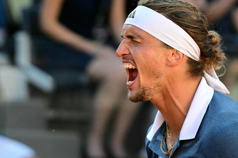 Fils - Zverev, poignée de main glaciale puis bataille de champagne