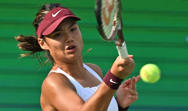 Raducanu évoque son nouvel entraîneur : « Il m'a aidé dans mon jeu, mais aussi en dehors du terrain »