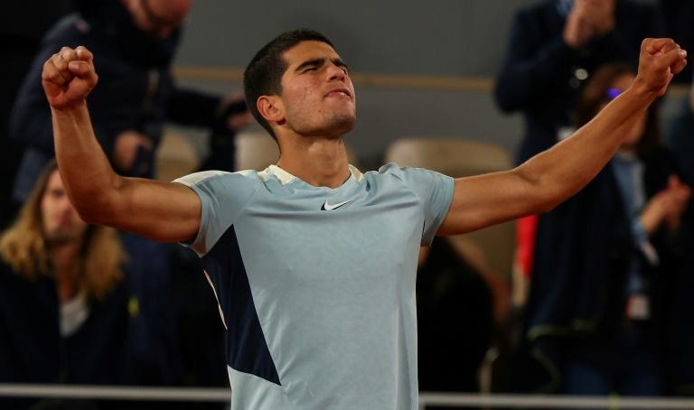 « C’était presque un miracle que Carlos ait fini par gagner ce match », Becker revient sur la finale entre Alcaraz et Sinner à Roland-Garros