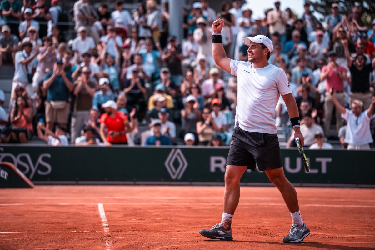 Tabur, 311e mondial, s’offre une première victoire à Roland-Garros et un choc contre Evans
