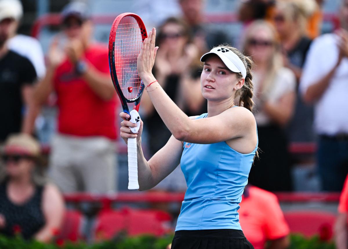 Rybakina, stabil mot Fernandez i Tokyo, närmar sig WTA Finals