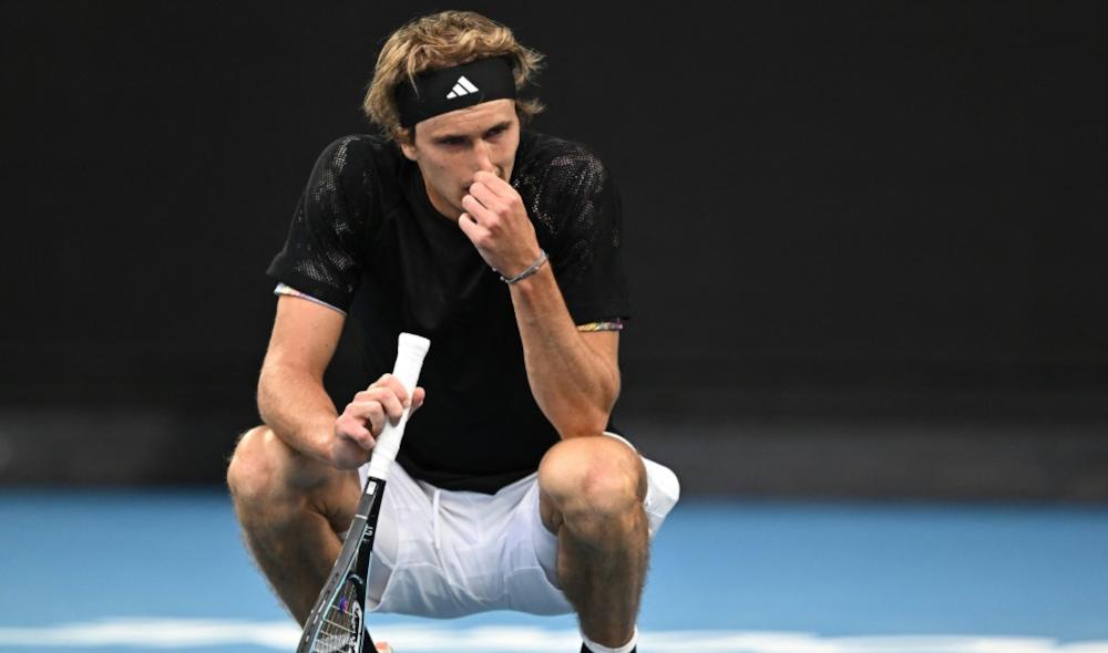 Huesler domine Zverev, la Suisse et l'Allemagne dos à dos