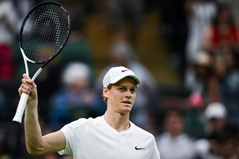 « Ça va beaucoup mieux depuis hier », Sinner donne des nouvelles de son coude après sa victoire à Wimbledon