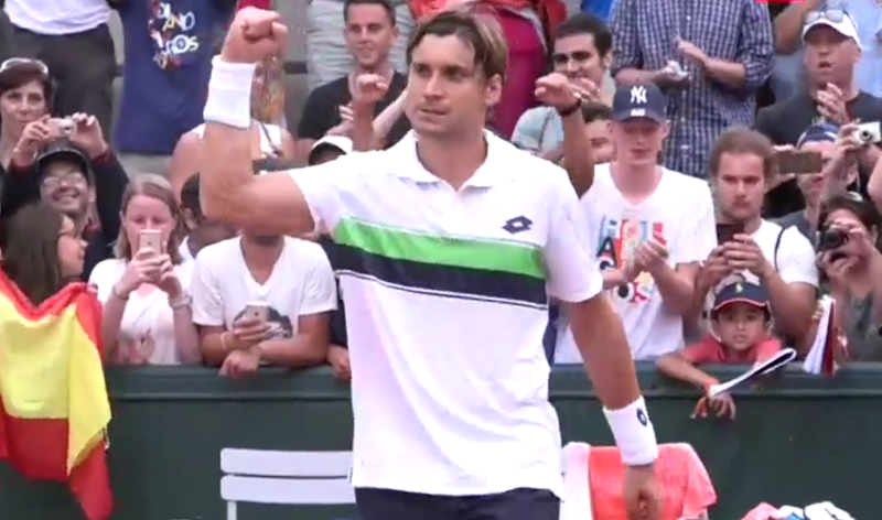 Ferrer s'en sort au bout du suspens en hurlant sa joie à grands coups de Vamooos