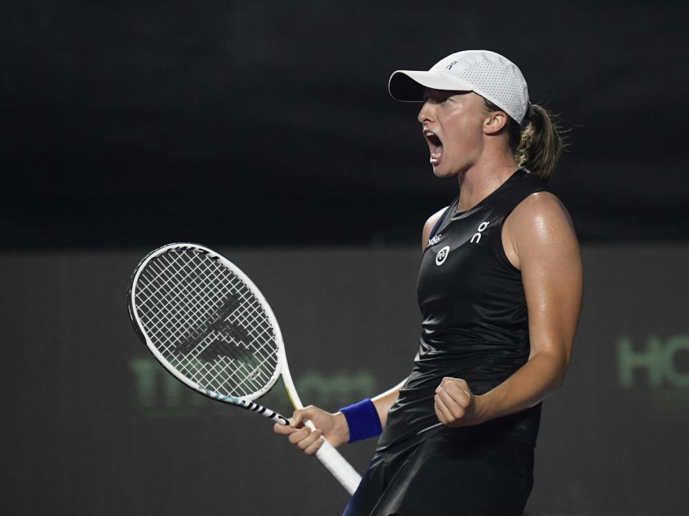 Swiatek maîtrise Sabalenka pour rallier la finale à Cancun !