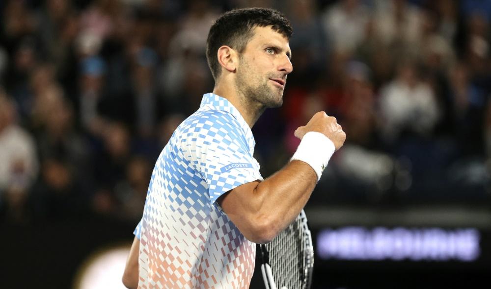 Djokovic à 1 set des demies