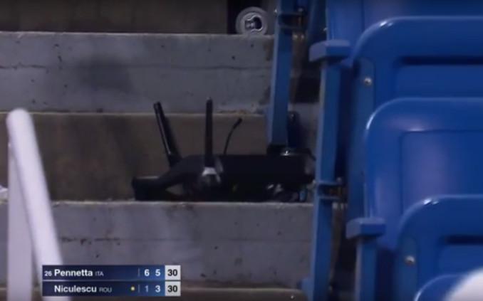 Un drone s'est écrasé à l'US Open jeudi dans les tribunes du Louis Armstrong Stadium en plein échange du match entre Pennetta et Niculescu.
