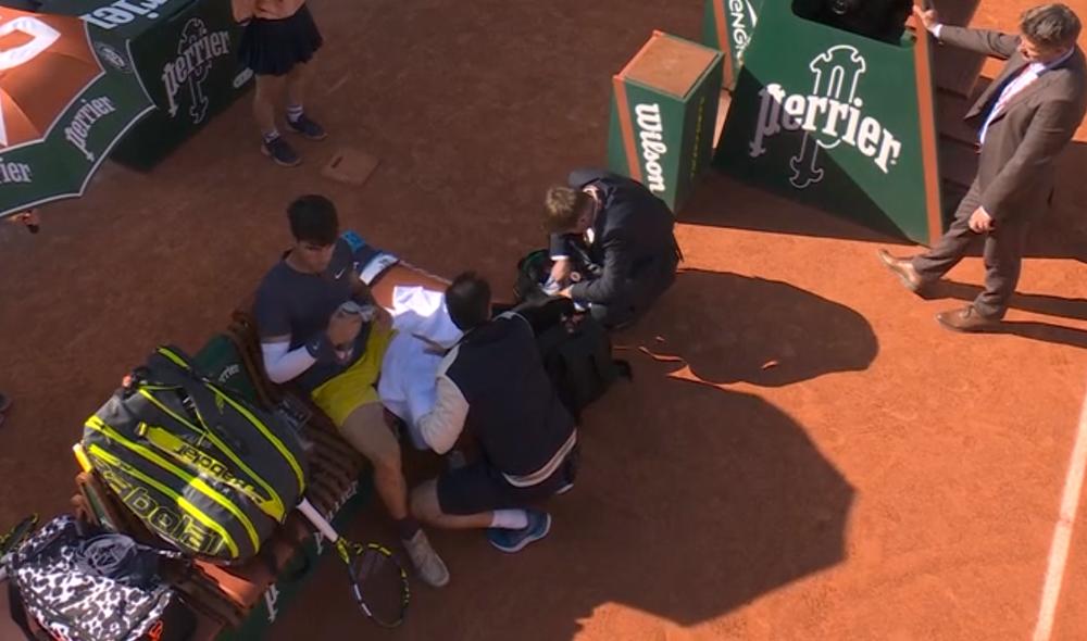 Live - Alcaraz, touché à la cuisse, fait appel au kiné