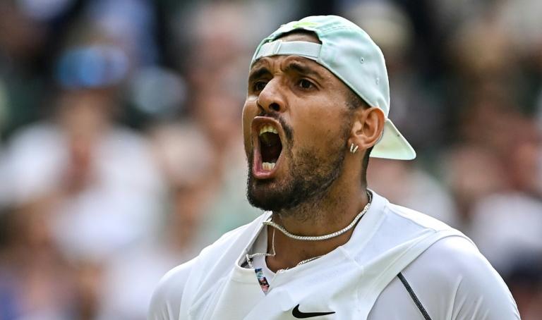 Vidéo - Quand Kyrgios contournait le filet à Tokyo en 2022
