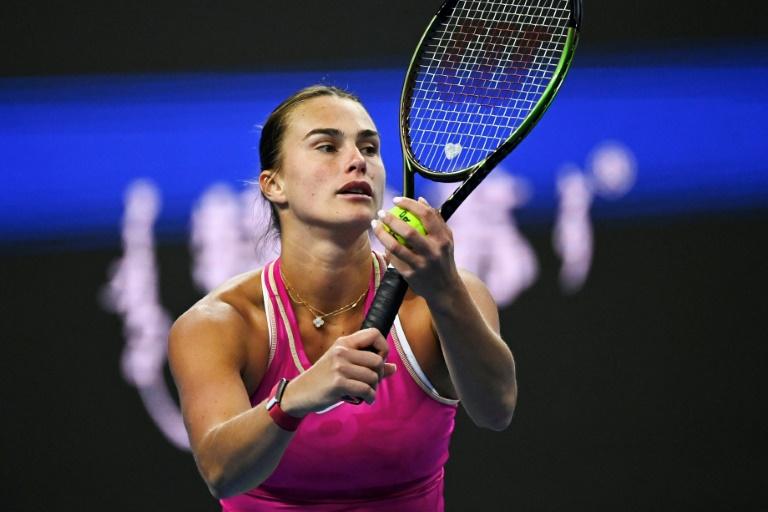 Vidéo - Quand Sabalenka et Muchova se rendent coup pour coup à Pékin dès l'entame de match