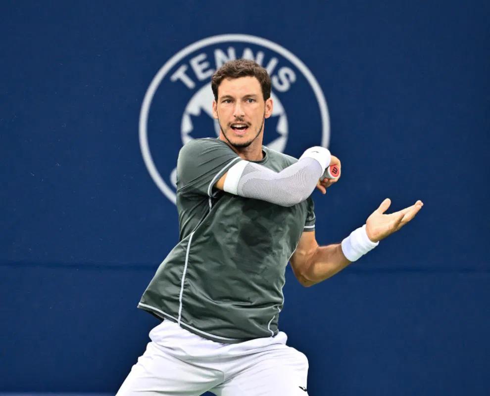 Vidéo - Tweener, rozbití rakety: šílený mečbol mezi Carreñem Bustou a De Minaurem na US Open 2022