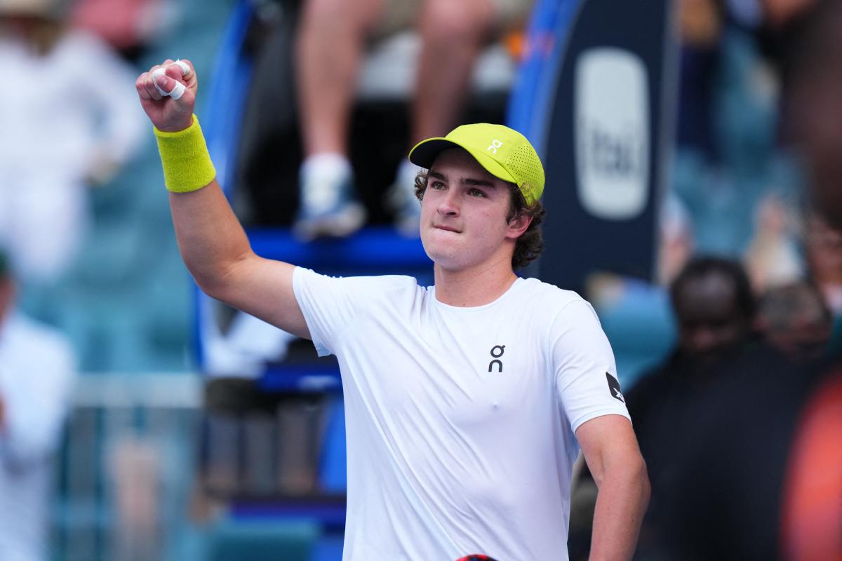 « Je suis très heureux d’avoir remporté mon premier match ATP sur gazon », déclare Fonseca