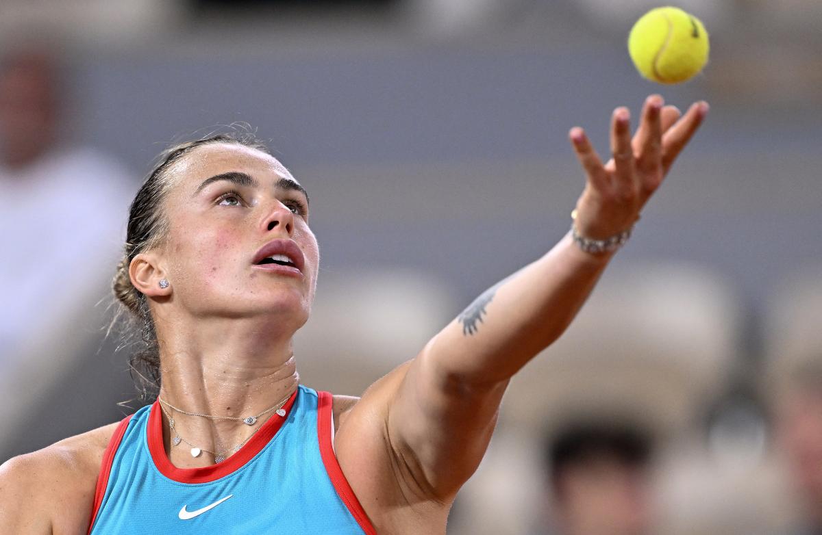 « A ce moment de ma carrière, être n°1 mondiale m’importe peu », avance Sabalenka après avoir réussi son entrée en lice à Roland-Garros