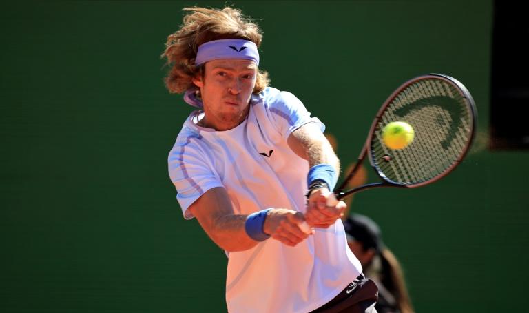 Méconnaissable, Rublev renonce déjà à sa couronne à Monte-Carlo ! 