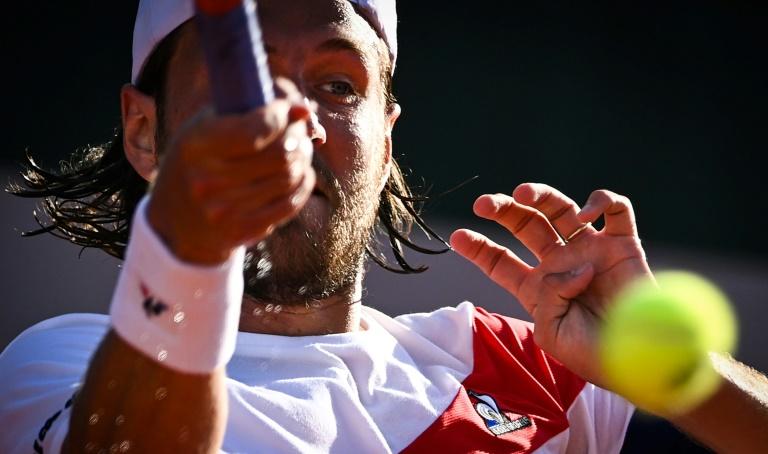 Pouille inarrêtable à Nonthaburi.