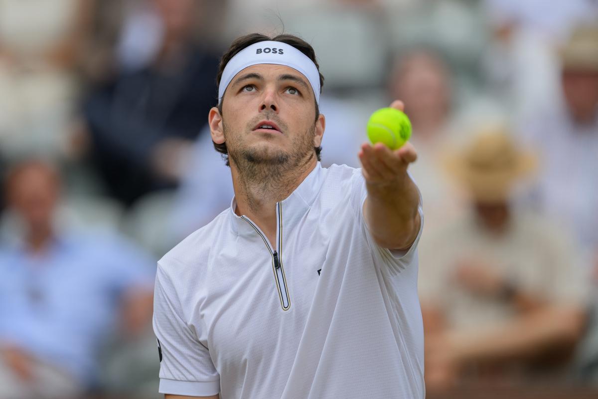 Fritz batte Zverev e trionfa a Stoccarda