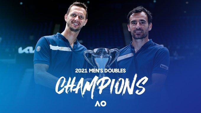 Ivan Dodig et Filip Polasek remportent le double de l'Open d'Australie face à Joe Salisbury et Rajeev Ram (6-3, 6-4), les tenants du titre.