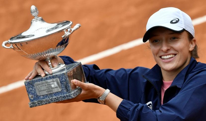 Swiatek inflige une double bulle à Pliskova en finale à Rome