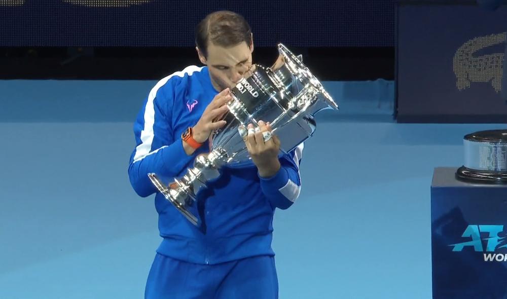 Nadal : Je ne pensais pas qu'à plus de 33 ans j'aurais encore ce trophée de n°1 mondial dans les mains
