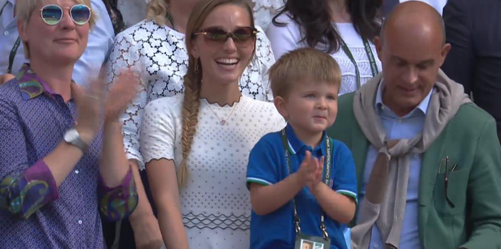 Djokovic wins in front of his son Stefan