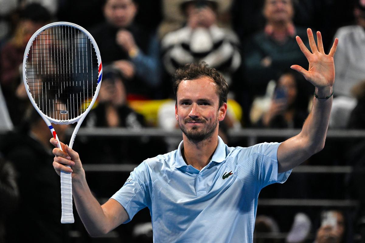 Medvedev en patron contre Bergs à Doha