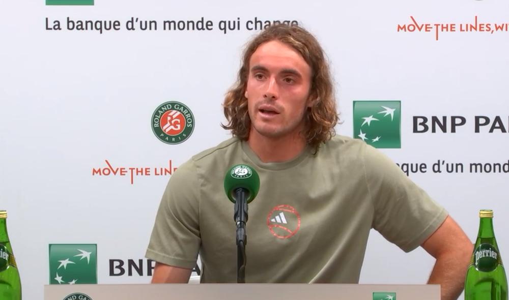 Le choc Djokovic-Alcaraz vu par Tsitsipas : L'un a l'expérience, l'autre a les jambes et se déplace comme Speedy Gonzalez