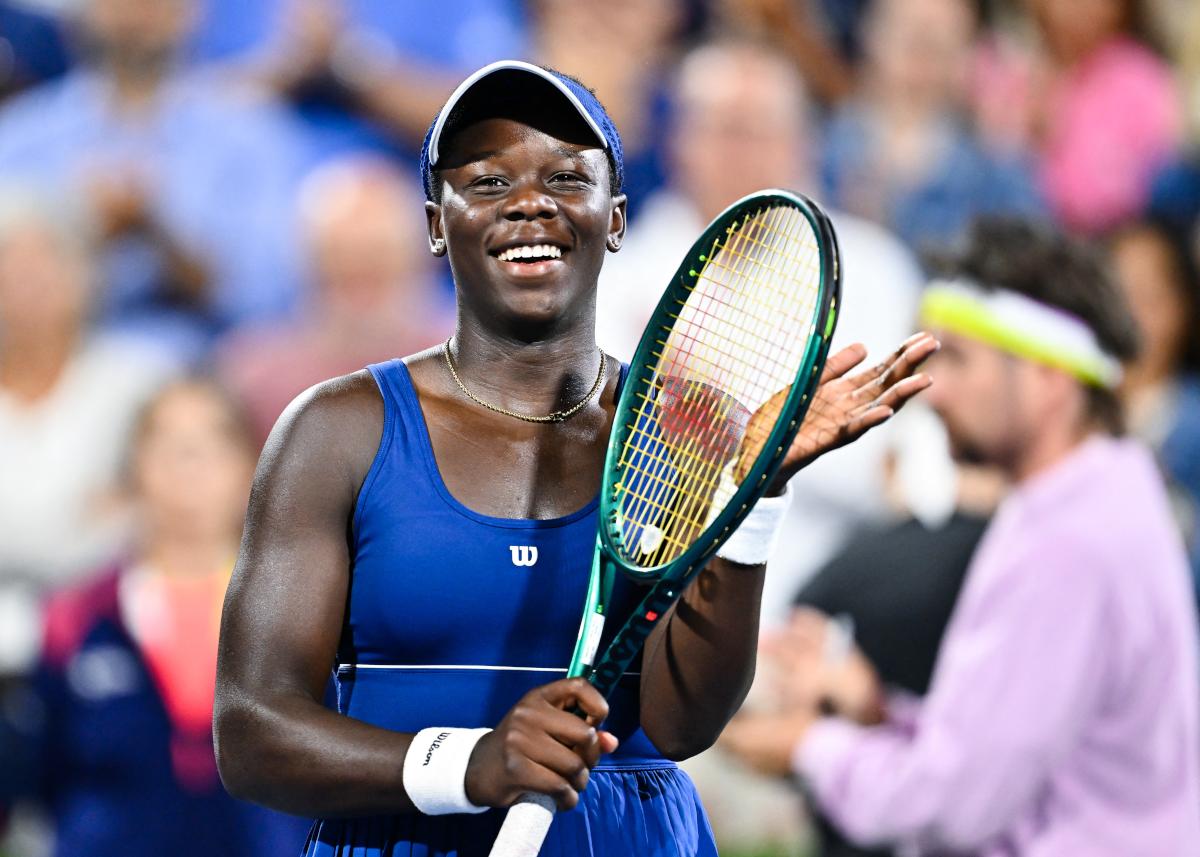 « Je suis encore un peu émue », Mboko aux anges après son succès de prestige face à Gauff à Montréal