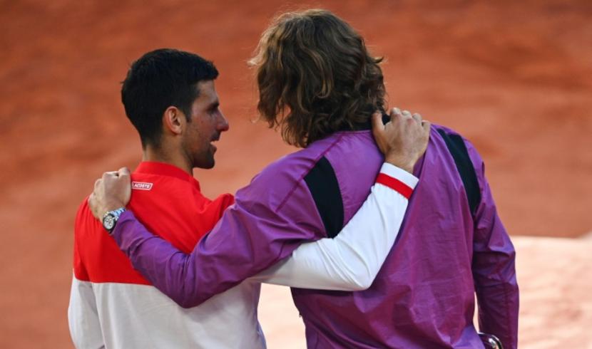 Tsitsipas : Djokovic fixe ses propres règles, il a beaucoup d'audace