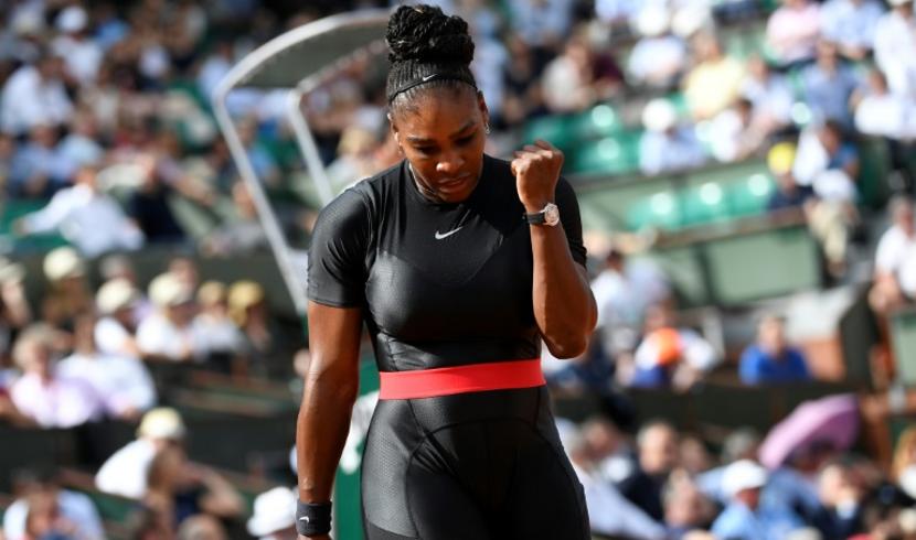 S. Williams se fait peur mais rallie le 3ème tour 