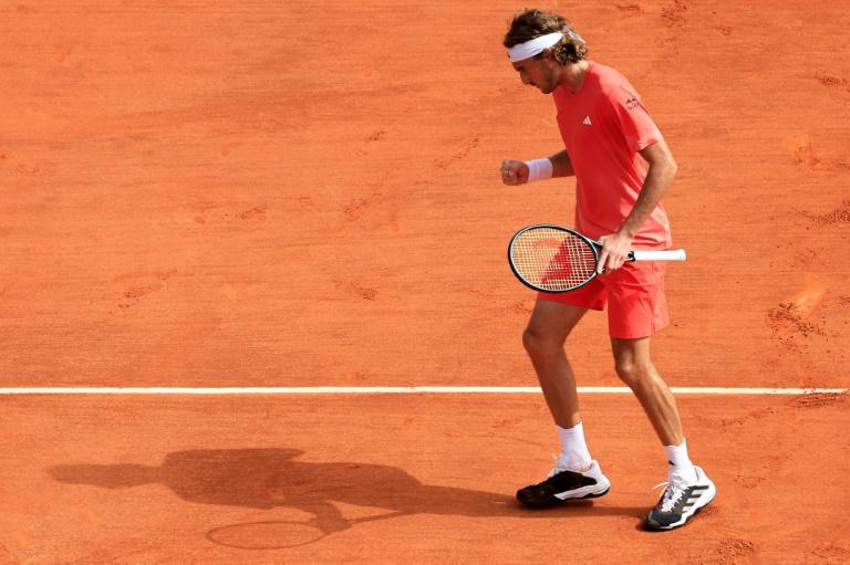 Avant de défier De Minaur, Tsitsipas se confie : “Nous sommes des êtres humains”