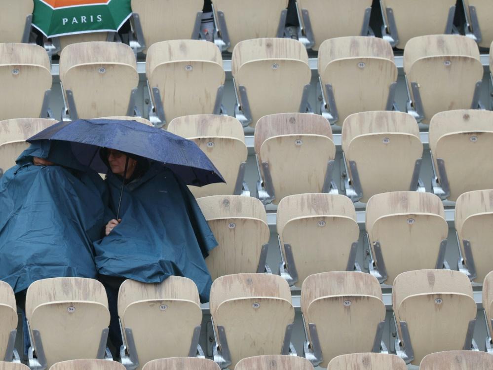 À Roland-Garros, le jeu est déjà arrêté sur tous les courts annexes !