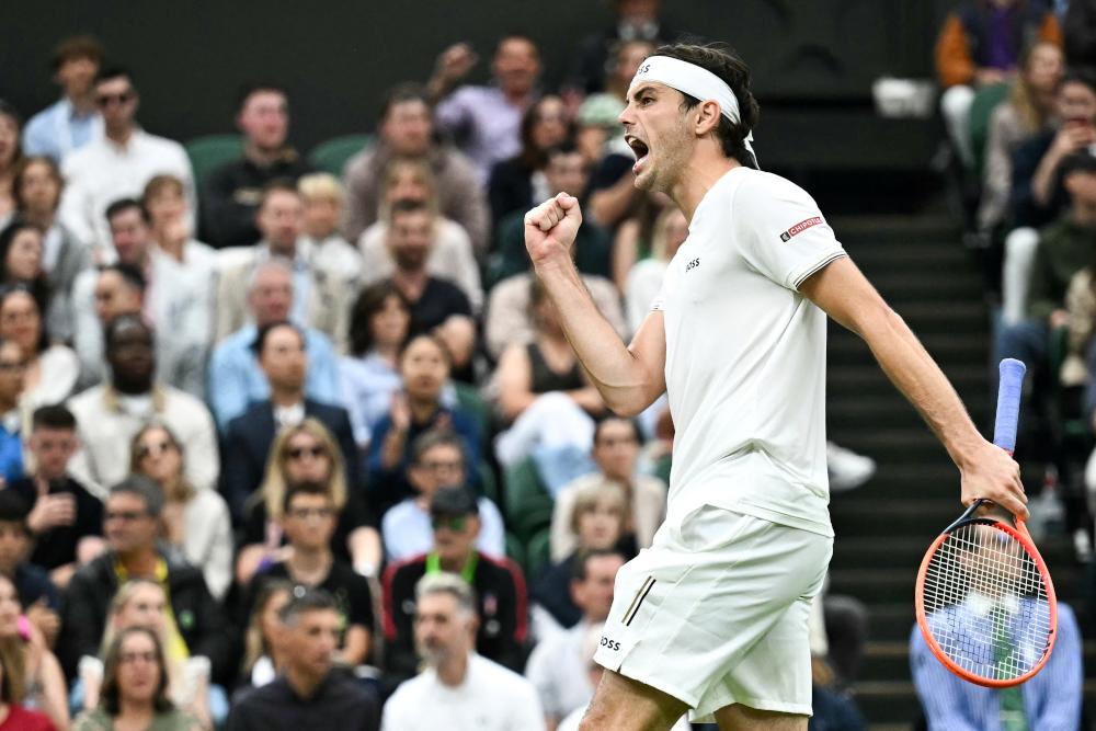 Fritz sort Zverev, il est en quarts de Wimbledon !