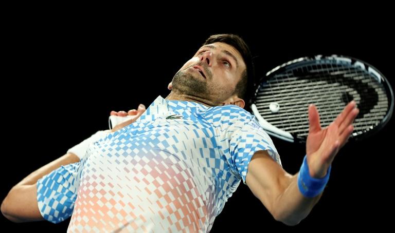 Couacaud : Djokovic sert super bien, personne n'en parle