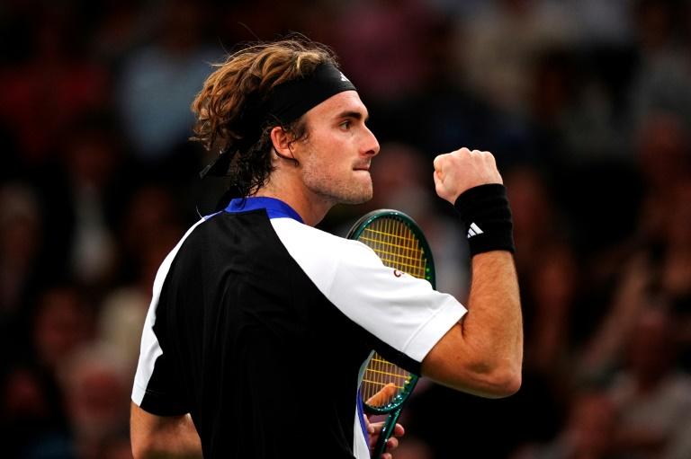 Tsitsipas réussit sa rentrée 