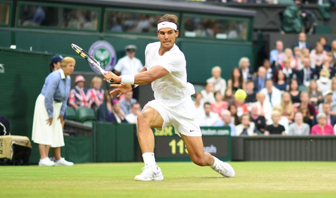 Nadal en grosse difficulté face à Brown sur Centre Court 
