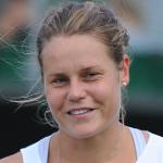 Karin Knapp